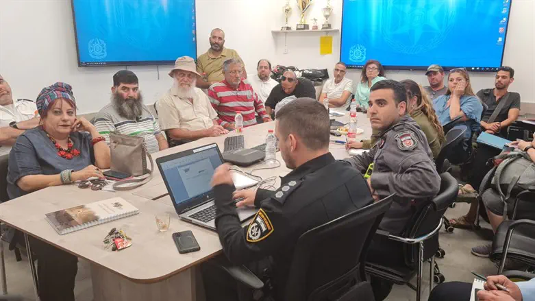 נערכים לקראת יום העצמאות