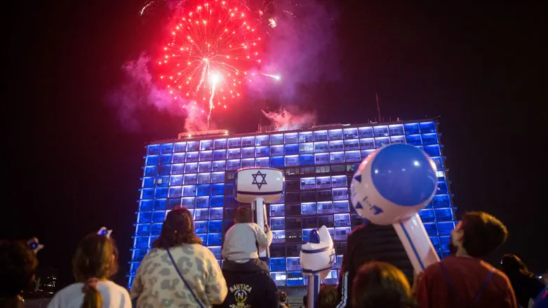 מותר לעם הזה לשמוח אחרי אלפיים שנה. חוגגים בבמת יום העצמאות