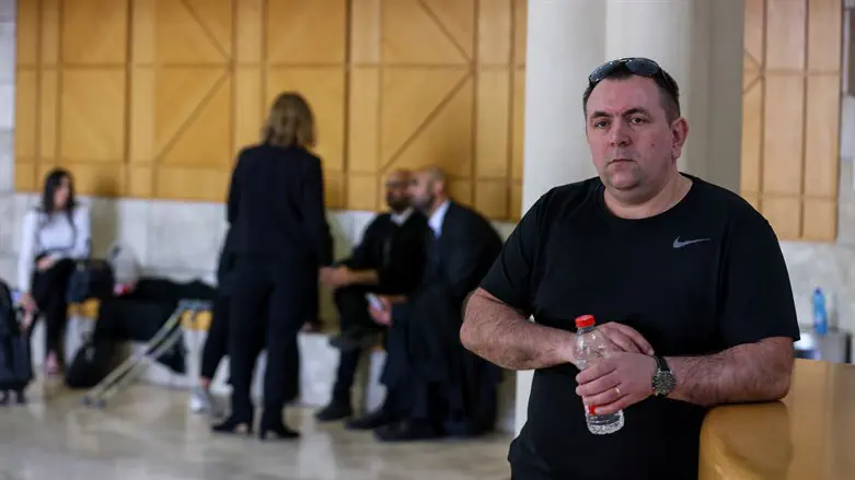 רומן זדורוב בבית המשפט