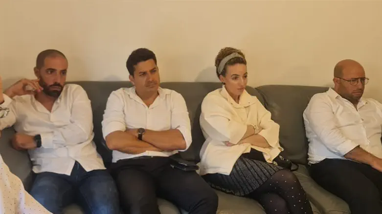 סילמן ושיקלי בבית משפחת חג'אג'