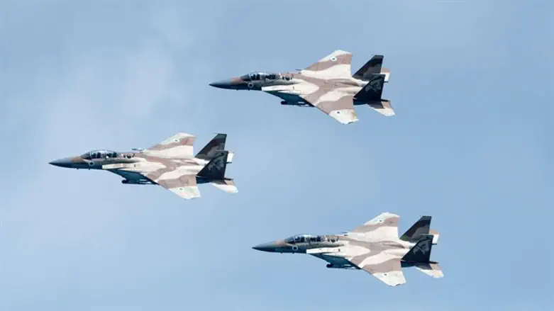 Воздушный парад Дня Независимости