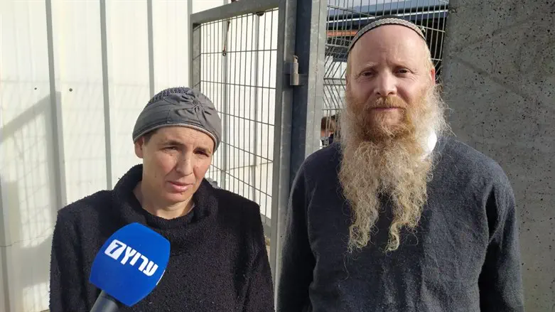 הוריה של רנה שנרב