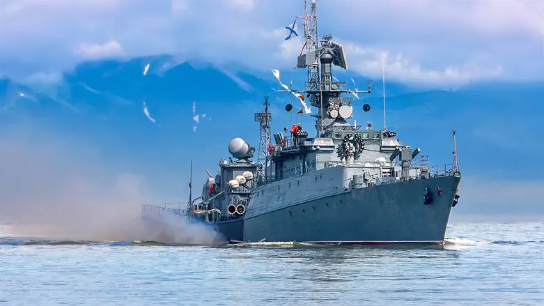 Российский военный корабль. Иллюстрация