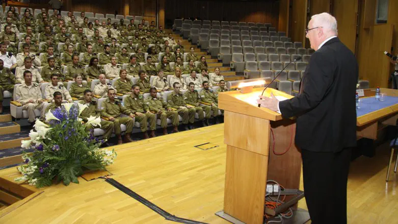 ריבלין והמצטיינים