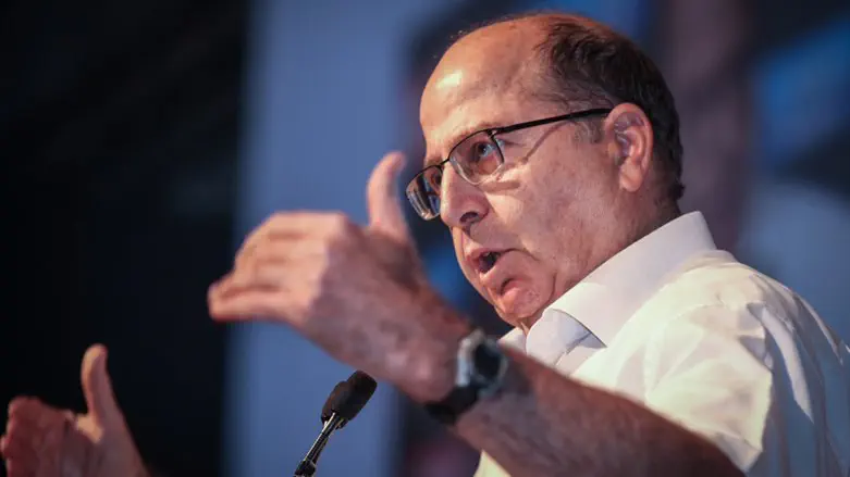 Моше (Буги) Яалон