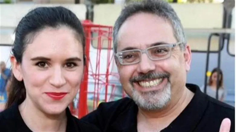 יובל אלבשן ואמילי עמרוסי