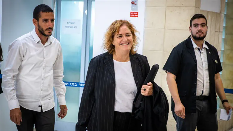 ליאת בן ארי בבית המשפט