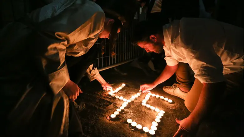 Candles in memory of the Meron disaster victims
