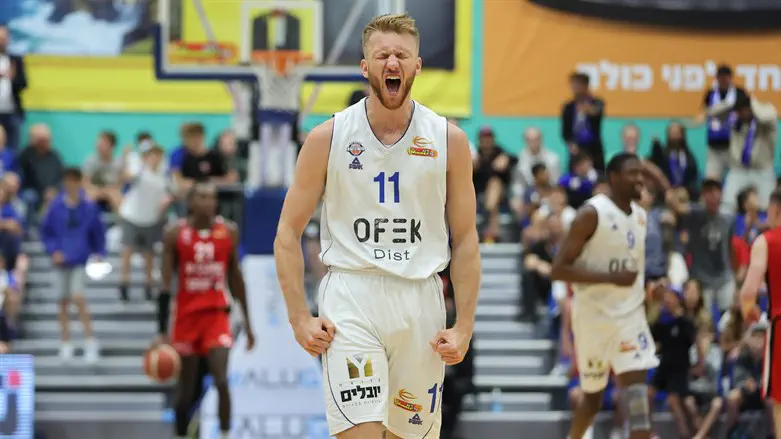 הרצליה הערב. תבוסה גדולה