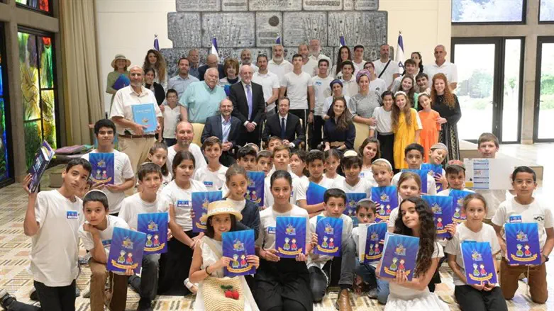 תלמוד ישראלי בבית הנשיא