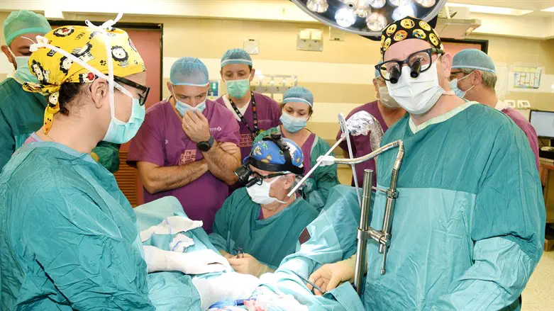 אחד הניתוחים שבוצעו