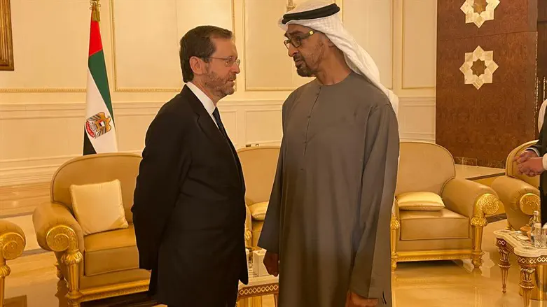 Herzog meets Sheikh Mohammed bin Zayed