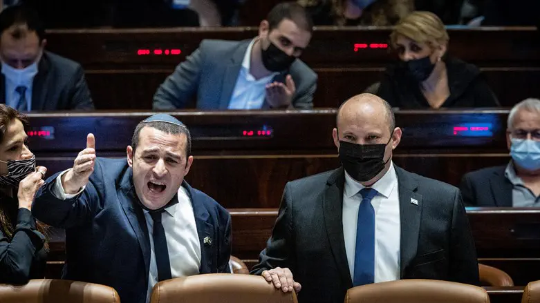 בנט וכלפון