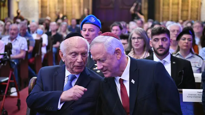 בני גנץ באירוע