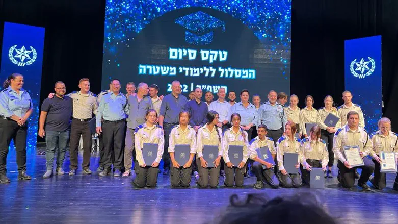 סיום מגמת משטרה