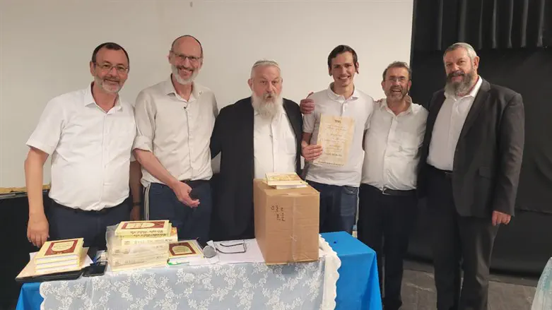 אליהו הורוביץ - חתן הגמרא הארצי של החמ"ד