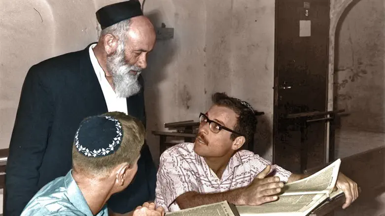 Rav Aryeh Bina zt"l with his students at Yeshivat Hakotel