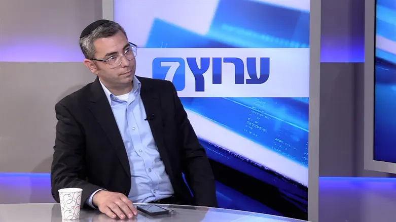 אהרון לב-רון