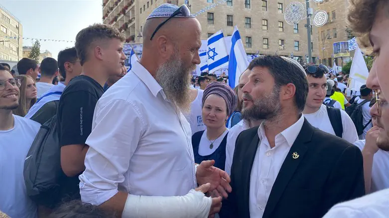 בצלאל סמוטריץ' עם הרב אלישיב הכהן