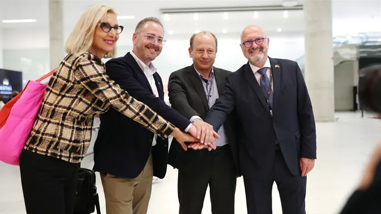 טקס חנוכת הטיסה של סאן דור לזאגרב