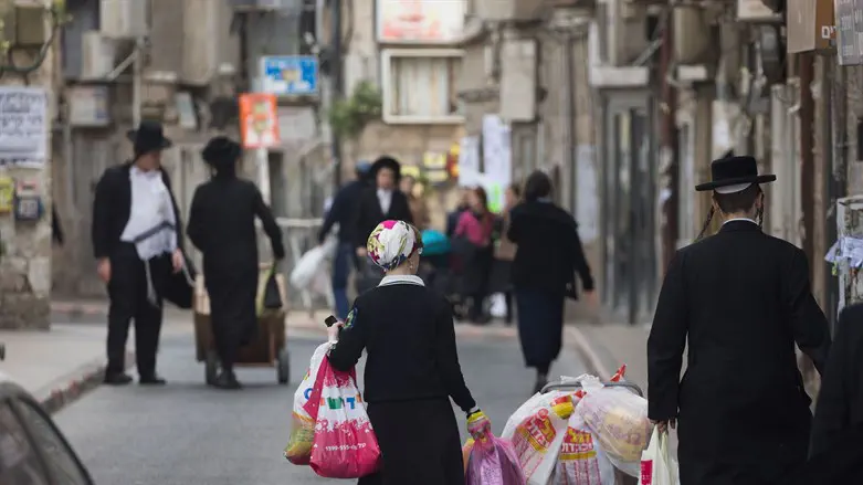 במקום מענקי איזון, להשקיע באיכות התעסוקה של החרדים. אילוסטרציה