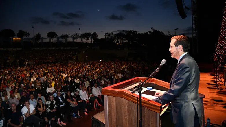 חגיגות 60 ל"צוות"