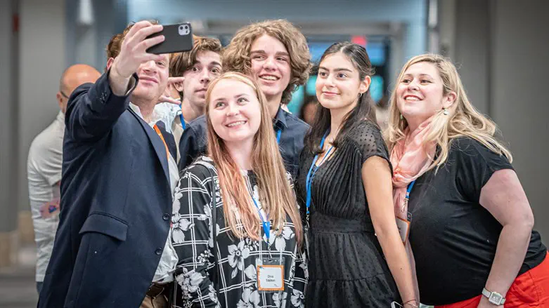 About 500 people attended the Limmud FSU in suburban New Jersey