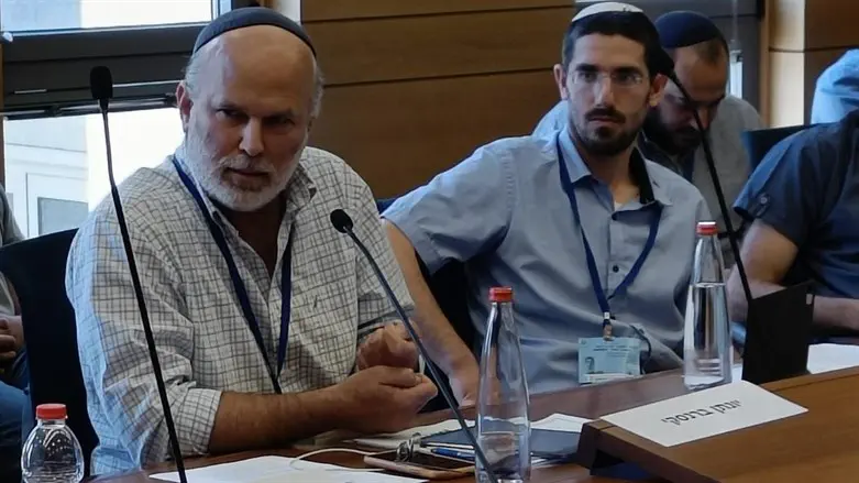 יונתן ברנסקי בדיון בועדה