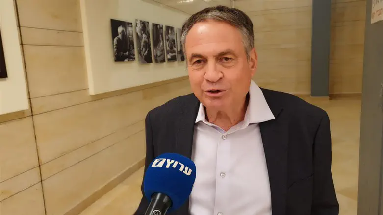 עוזי דיין