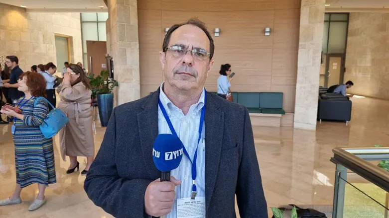 עו''ד מוריס הירש