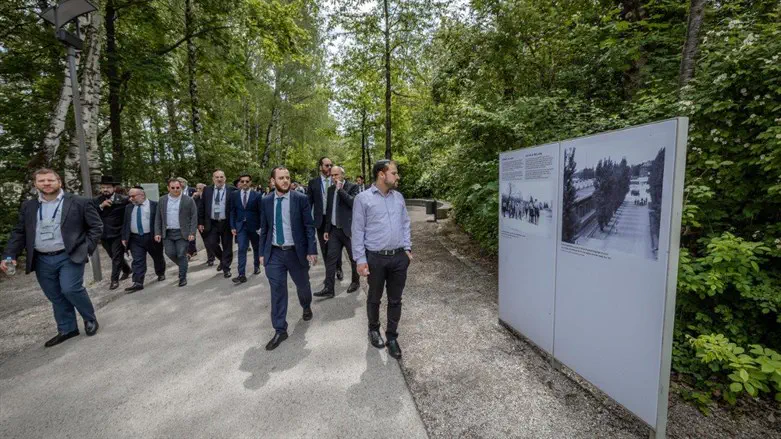 הרבנים במחנה הריכוז דכאו