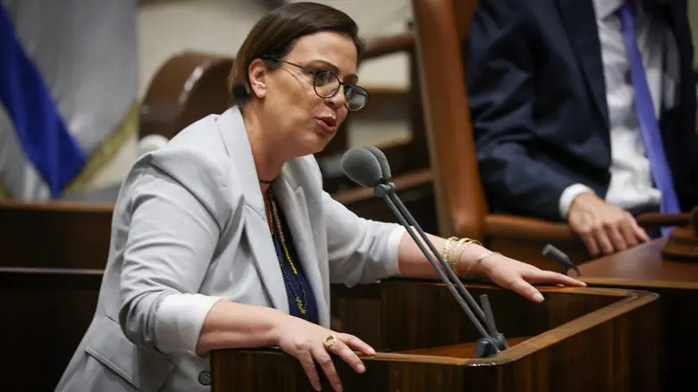 גלית דיסטל אטבריאן