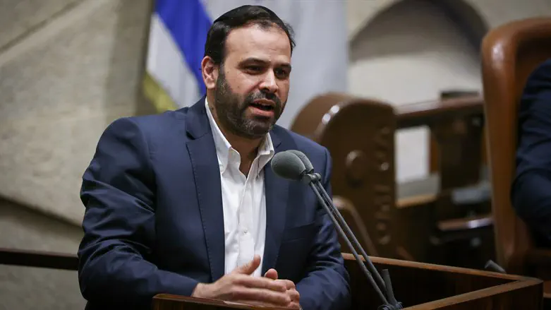ינון אזולאי