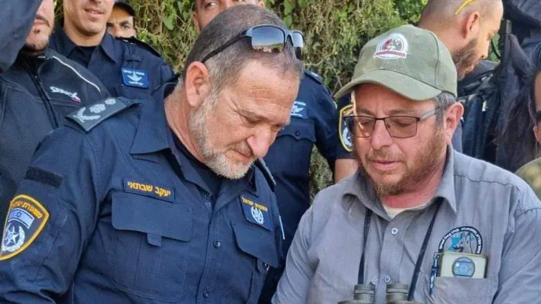 יקותיאל בם יעקב והמפכ"ל קובי שבתאי