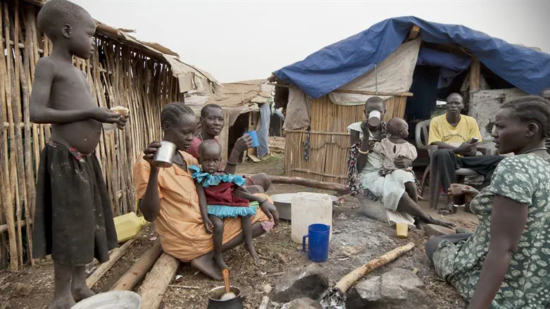 Лагерь беженцев (архив)