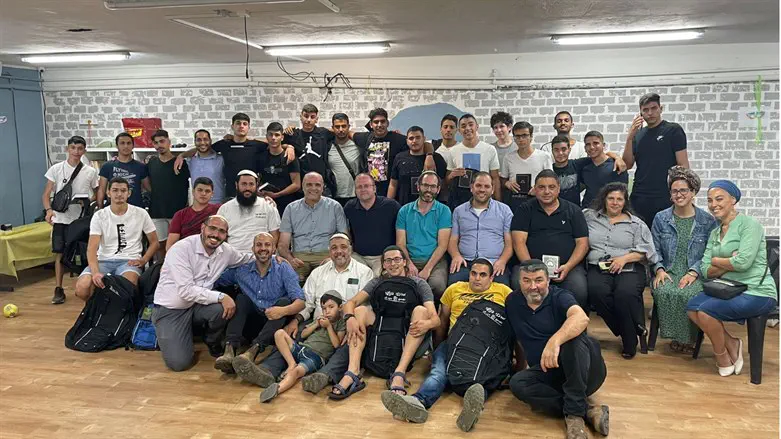 טקס סיום במרכזי הנוער של OU ישראל
