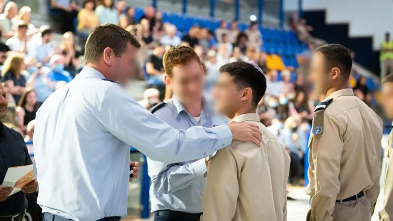 טקס הענקת דרגות לבוגרי קורס טיס 184