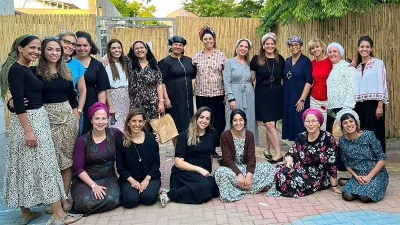 בוגרות הקורס במכללת צמאה