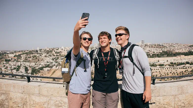 Passages participants in JErusalem