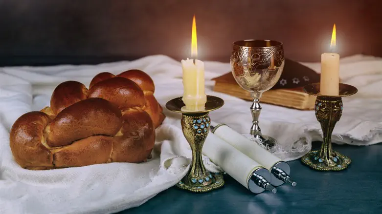 havdala-ceremony-end-jewish-saturday