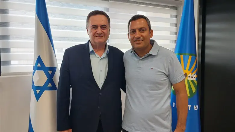 Исраэль Кац и Алон Давиди