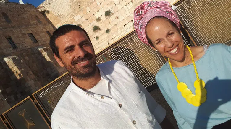 הרב תומר ויצמן ורעייתו