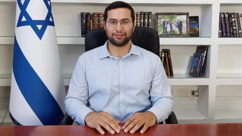 יצחק וסרלאוף