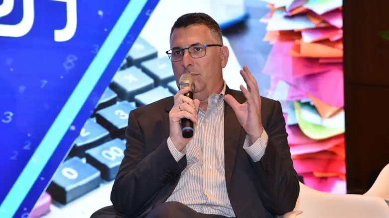 Гидеон Саар