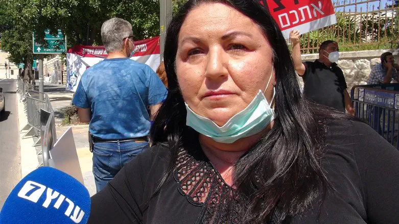 Двора Гонен