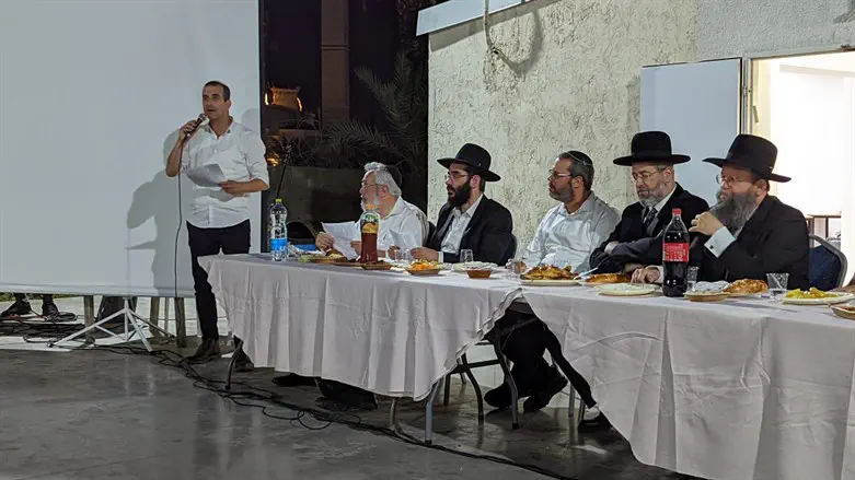 סיום מסכת יבמות בבית הכנסת דוסא בלוד