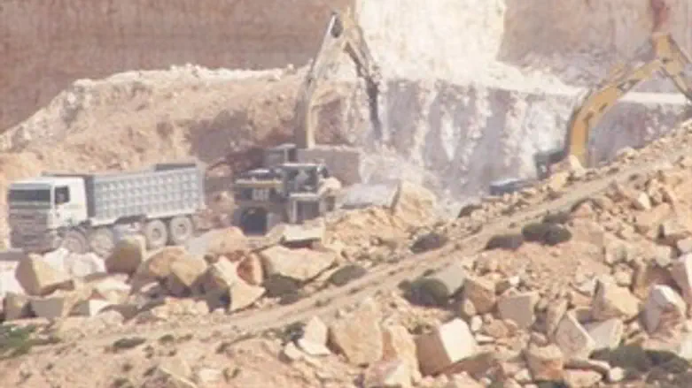 החציבה נמשכת. הבוקר