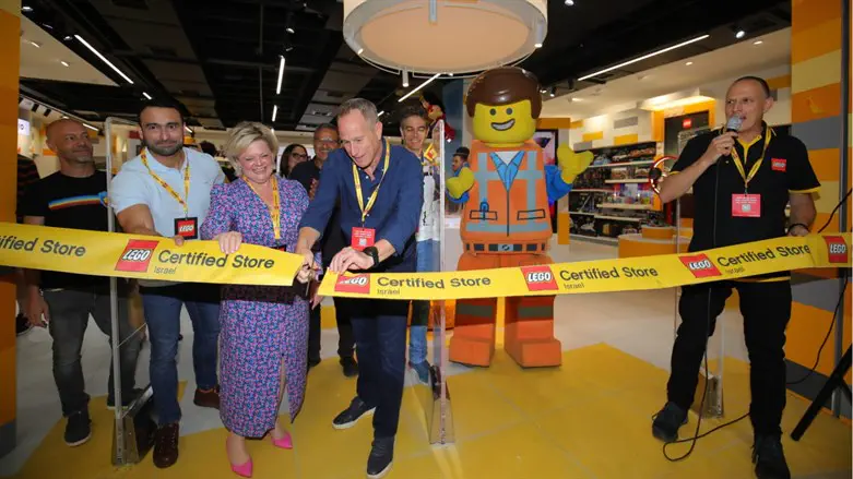 פתיחת חנות LEGO בישראל