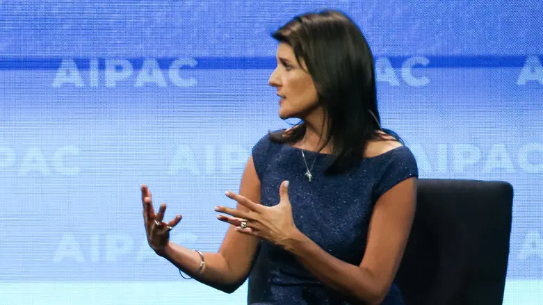 Никки Хейли