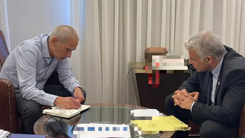 פגישת לפיד ובר לב